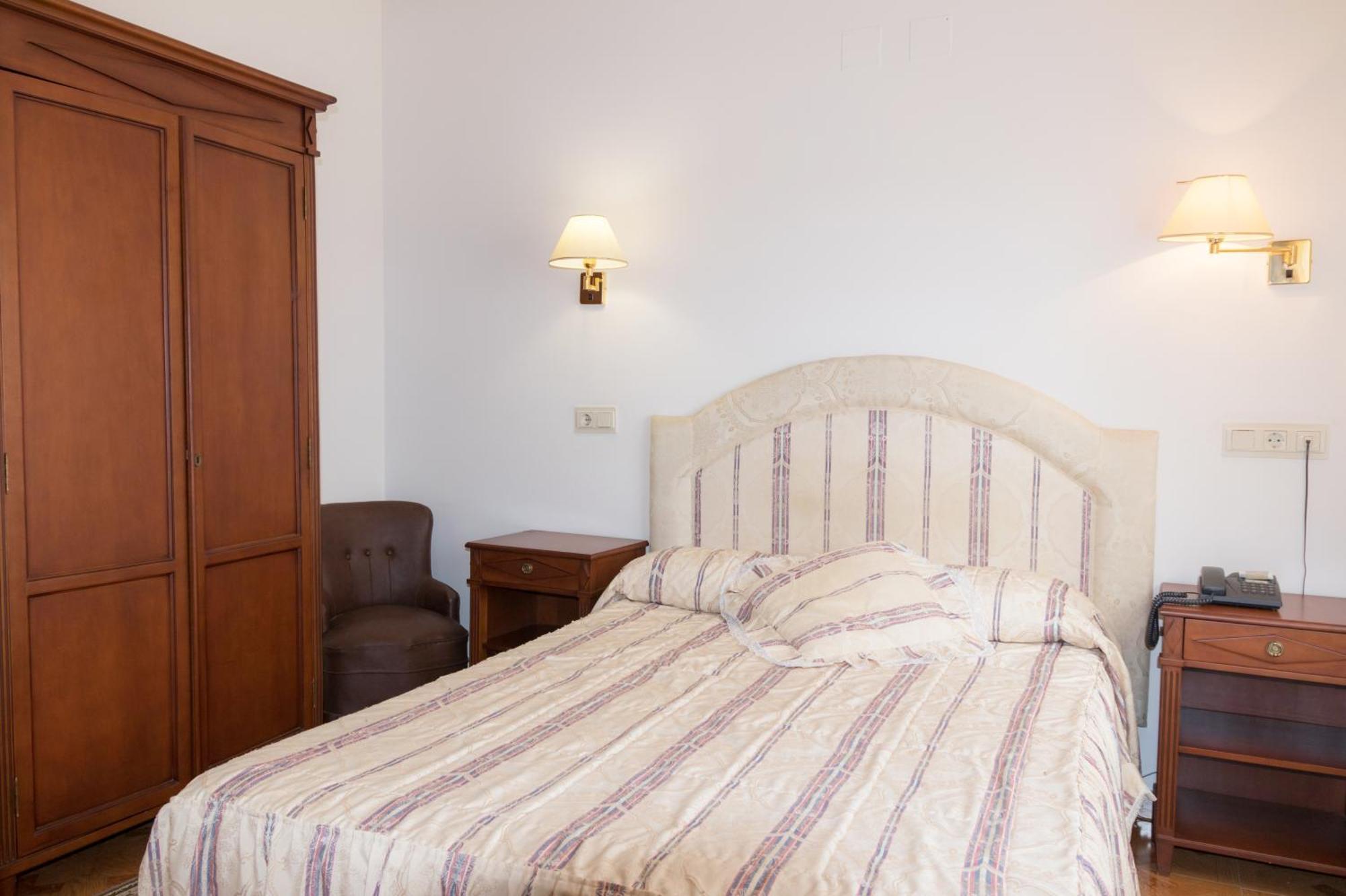 Hotel Avenida III Villadangos del Páramo Værelse billede